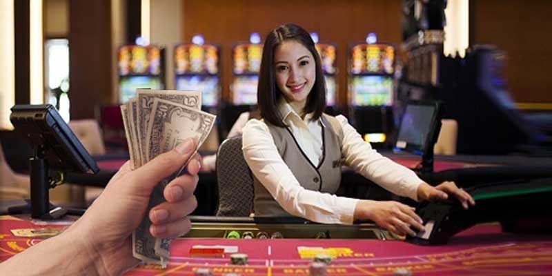 Có nên yêu đương gái xinh ngành casino và cơ hội khám phá lĩnh vực mới